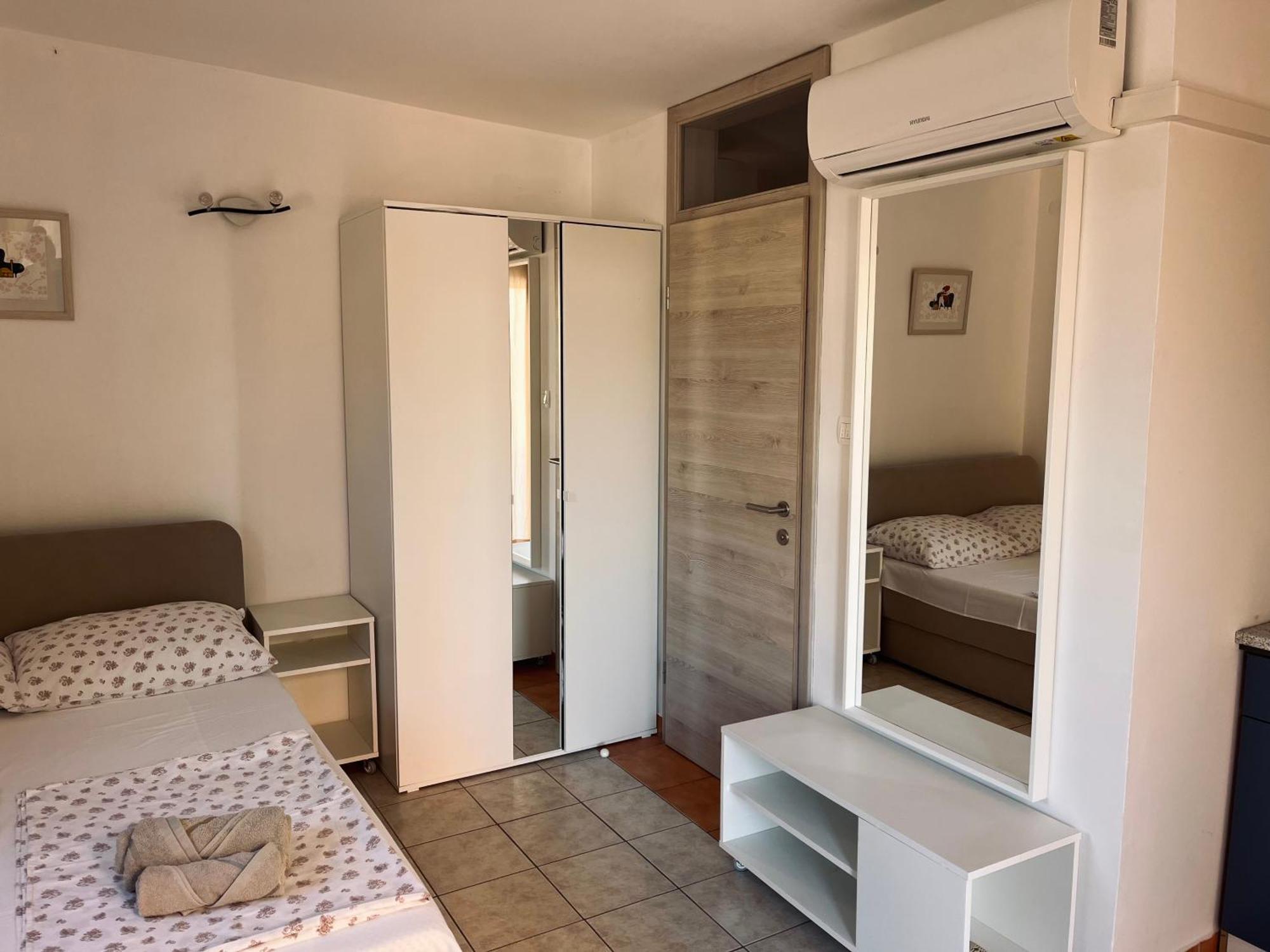 Studio Simoneta Малинска Экстерьер фото
