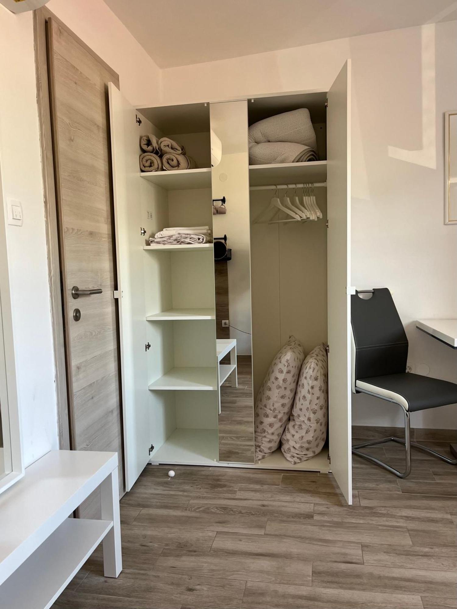 Studio Simoneta Малинска Экстерьер фото